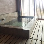 山人 - 部屋の中にお風呂があります。