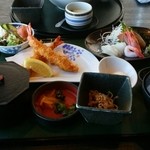 おさかなダイニング ぎんりん亭 - 復興支援定食1500円