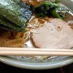 家系ラーメン ジェット家 - ラーメン中盛700円