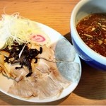 らーめん山頭火 - 新味つけ麺の具材