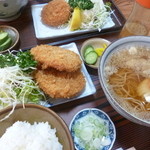 二葉 - '16/04/24 私はハムカツ（720円）・妻はメンチ（700円）