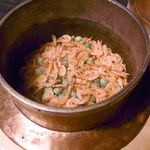 Kyouto Nadaman Hinkan - 食事　桜海老と碓井豆の釜飯
