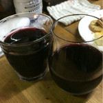 樫尾酒店 - 赤ワインは分け合って二種。