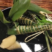御料理　魚安 - ちまき、真鯛、鮃、カマス。