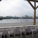 マグロ卸のフィッシャリーズテラス - こんな感じ