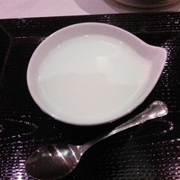 御膳房 六本木店 - 杏仁豆腐
