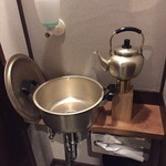 ビール長屋 貫太郎 - なんじゃこりゃ～