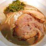 濃麺 海月 - 煮干濃麺HV（背黒・鯵・豆アジ・白口）８００円