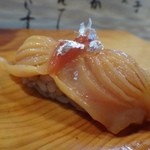 弘寿司 - ◆閖上の赤貝・・仙台に来たら頂かないと。^^
他の赤貝とは一味違い、とても美味しい。