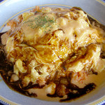 ビストロ・ヒロ - オムライス（ランチ：サラダ付）800円