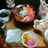 与利喜 - 料理写真:「海鮮丼」1,500円