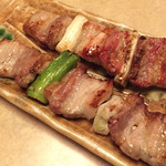 焼鶏館 - 豚せい肉３４０円