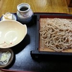 平成庵 - 天せいろの蕎麦、小鉢は冷奴、山葵は練り山葵？