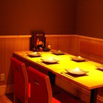 ハンバーグの美味しい洋食店 THE BURG - テーブル