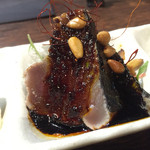 紅紅火火 - 2016.3. カツオたたきは厚切り二枚　冷製四川ソースって新鮮なキモチ