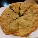 西安刀削麺酒楼 - サービスの焼餅的なもの