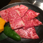 Yakiniku Kanshokubou Dandan - 