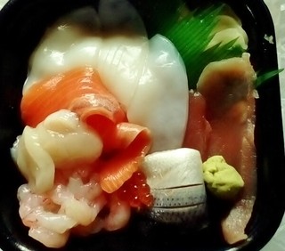 Okayado Mburi Maru - 海鮮丼