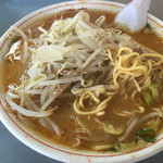 よし乃 - みそラーメン モチワシのたまご麺