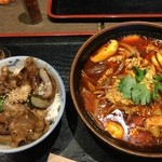 新羅館 - ユッケジャンラーメンセット