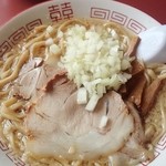 太安亭 - 2016.04 ラーメン\690麺固