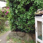 ダン-ドゥ-リオン - 門からのアプローチ