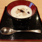 Shintomi Nagumo - 白玉入り杏仁汁粉