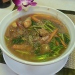 レッド オーキッド - タイ風餡かけソバ「ラードナー」