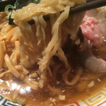 麺ハウス こもれ美 - 中太ちぢれ麺