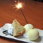 コモドダイニング 日翆 - Happy Birthday プレゼント