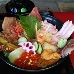 近江町海鮮丼家ひら井 - 特選海鮮丼