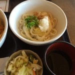 Jimbo Restaurant - セットのミニうどん