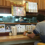 らーめん笑家 - 店内です