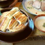 麦とろ童子 - うなとろ！（鰻の白焼き丼＆とろろ）！