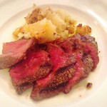 トラットリア ダル・ビルバンテ・ジョコンド - 国産牛もも赤身肉の炭火焼き