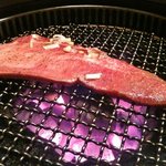 焼肉JAPAN - タン味わいづくし! (塩)焼き中♪