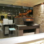 リストランテ パドリーノ・デル・ショーザン - 入口横のピザ窯