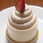 ラ・パティスリープレジール - レアチーズケーキ