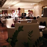 ロビーラウンジ 「マーブルラウンジ」 ヒルトン東京 - 店内