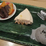 小料理 すず乃 - オランジェット、紅茶のムース、黒胡麻シャーベット