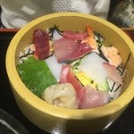 産直鮮魚寿司炉端 源ぺい - ちらし