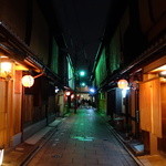 ぎおん 阪川 - 表の通り