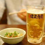 備長扇屋 - ビール生中と鳥皮ポン酢