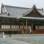 白 - ちょっと天理市観光   天理教本部は一見の価値あります
      