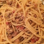 SHOTBAR Bonito - スパゲッティーミートソース
                        写真はソースと麺を混ぜてます。味はシンプルで好きです。挽肉がそのままの触感なのが好きです。