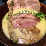 麺巧 潮 - 極 白