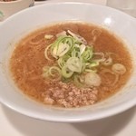 すみれ - ラー博は俺の社員食堂。  月末恒例具材無料券使用半拉麺二番勝負 其の壱 ミニ味噌ラーメソ！  湯気は見えないけどアシアシの味噌ラーメソ、イイね！