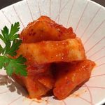 Kakuteki (radish kimchi)