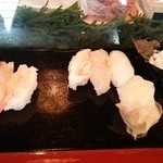 寿司竹 - さよりを食べた後のパチリ
