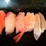 寿司竹 - 海の鱒、桜鯛、鯵、甘海老、さより